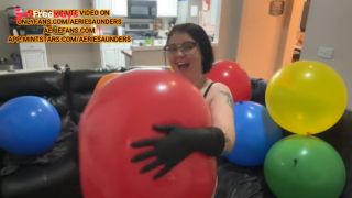 [GetFreeDays.com] BRUNETTE TATTED BBW POPPING MASSIVE 32 BALLOONS FOR LOONERS Adult Stream February 2023-4