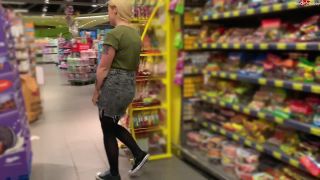 MyDirtyHobby presents devil-sophie – Extrem Public das Revier markiert – Lebensmittelgeschaeft trotz Kameras eingesaut Mature!-5