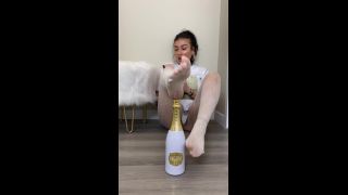 feetbysvett 23042020254403633 baby likes to get Foot!-2