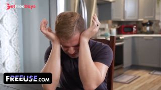 Mylf Hosts Offer Their Free Use Pleasure Holes in Exchange for 5 Star Reviews-4