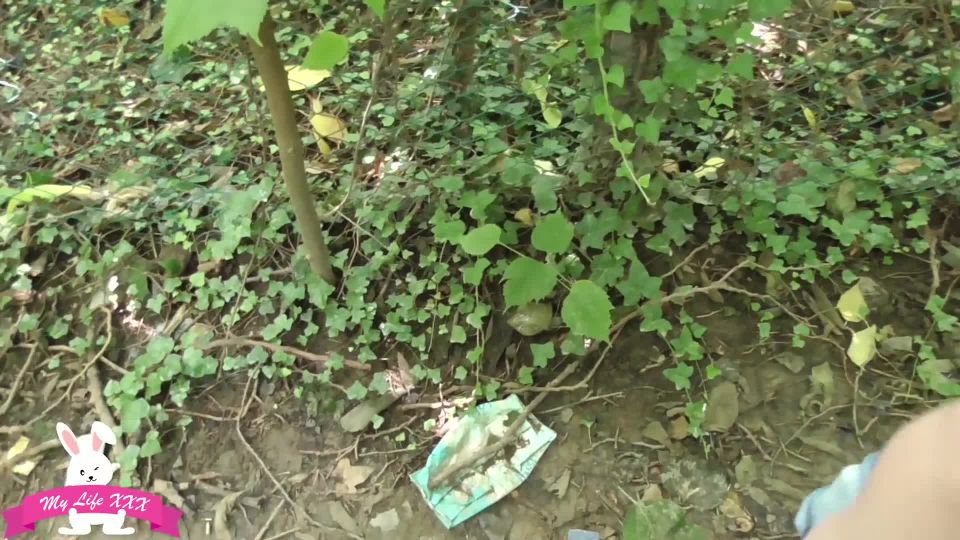 coppia scopa al parco lei bella figa giovane italiana dialoghi ita teen,  on teen 