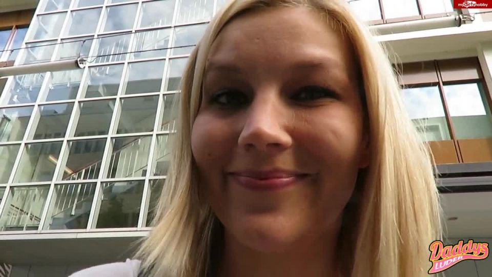 DaddysLuder - Schmerzhafter Arschfick im Kaufhaus [HD 720P] - clips_hd - german porn mobile amateur