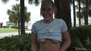 Kirsten Loves Showing Off Her  Body-6