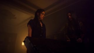 Ela Velden, Giselle Kuri, Fatima Molina - Diablero s02e01-06 (2020) HD 1080p!!!-0