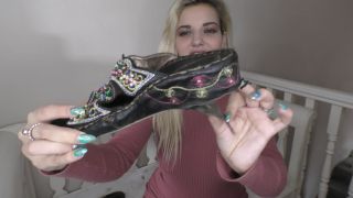 online clip 27 Bad Dolly – Smell My Stinky Sandals - big boobs - fetish porn spankbang femdom-2