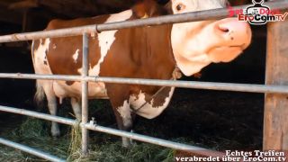 German fat slut fucks with her husband on the farm in the straw-4