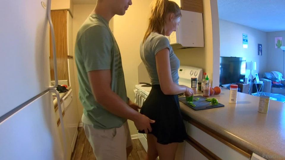 Cremedelapeach - Fucked in the kitchen HD 720p - Big ass