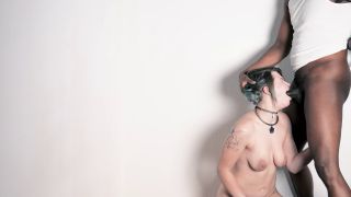 Mandala 4K Hardcore-Shooting Emily-Addams-5