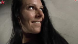 7167 Public Blowjob Im Parkhaus Hollywood-1