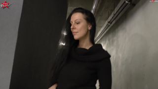 7167 Public Blowjob Im Parkhaus Hollywood-5