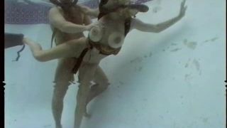 Sexunderwater.com- The Webb_s - Behind-the-Scenes TwinHose Scuba Fuck 1-6