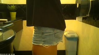 Online Tube Voyeur in Public Toilet - voyeur-0