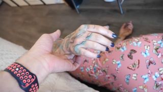 free porn video 44 GirlsGettingSleepy – Jae Lynn Needs a Nap on fetish porn stocking feet fetish-2