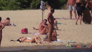 In vama veche la nudisti  7-3