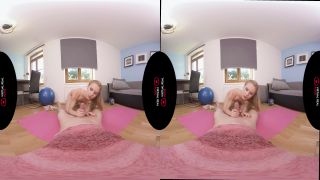 online xxx clip 18 Alecia Fox in Flexibility Challenge,  on 3d porn -9