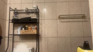 Mature Vlog I need help with showering please help me-8