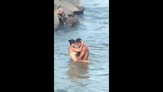 free adult clip 38  Hot teen couple caught fucking on the beach, beach sex on teen-9