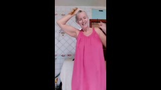 Female Solo Summer. Heat in the Kitchen.-6