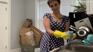 free porn clip 33 Nina Crowne – Soapy Handjob & BJ - jerkoff instructions - masturbation porn catwoman femdom-1