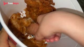 [GetFreeDays.com] KFC bucket with a surprise inside. Stepsister liked it. Porn Leak May 2023-2