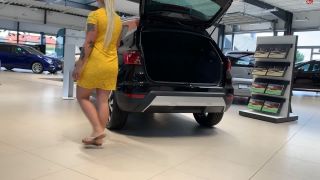 devil-sophie - Sophie sucht ein neues Auto - 4 Rohr Auspuffanlage - Da muss ich doch [FullHD 1080P], true amateur models on german -1