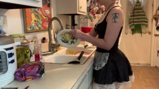 Maid Doing Dishes Webcam-0