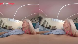Your Nympho Girlfriend Zazie Skymm Is Eat You For Breakfast-1