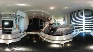 VicAlouqua2016 12 26 FRENCH TEEN WITH PERFECT ASS SMOKE & UNDRESS IN VR 360-4