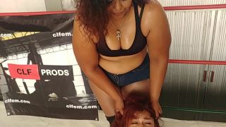 feet fetish sex femdom porn | DAMA DE HIERRO VS KATARA 1 | catfight-9