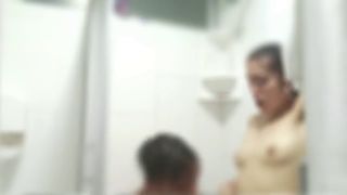 Abix64,RigelAndy - Espió a la vecina mientras se ducha y terminamos follando-5