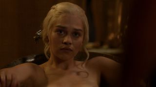 Emilia Clarke – Game of Thrones s03e08 (2013) HD 1080p!!!-3