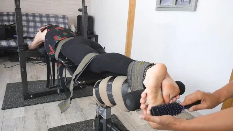 adult xxx video 13 FrenchTickling – Camily Pushes Megarah To Her Ticklish Limits | hd | muscle james deen hardcore