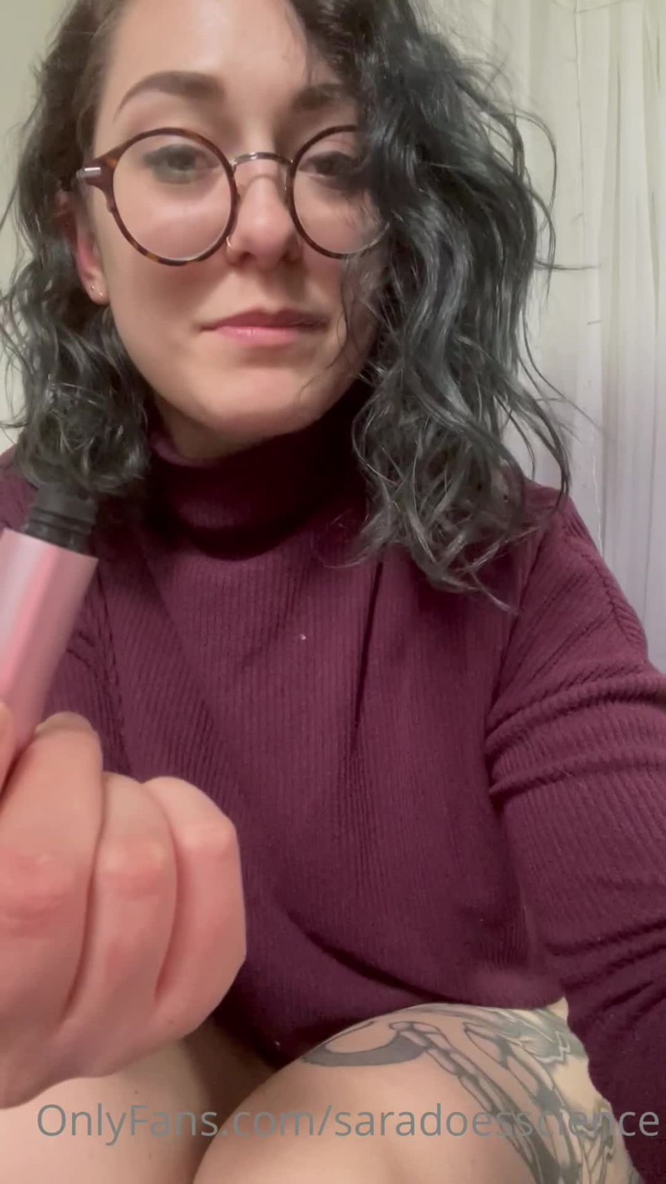 Saradoesscience - hey babe would you mind if i practiced my makeup on you i just think youd look so pre 10-04-2022