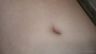 Lisa ASMR Lisaasmr - bellybutton tracker asmr 24-05-2022-8