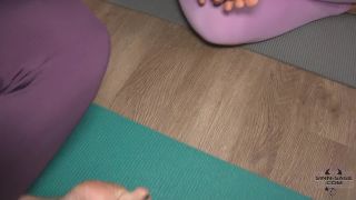 porn clip 44 saff femdom fetish porn | Yoga With Sinn Sage And Laila Delight | foot-1