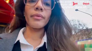 Elle baise avec son chauffeur UBER avant le retour de son mari-3