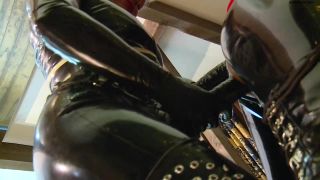 Schlagendegirls – Lady Cynthia – Bizarre humiliation Part 4 Femdom-2