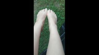 sadieholmes  Oh goodness I cant forget about my foot boys Here are m | feet | feet porn -9