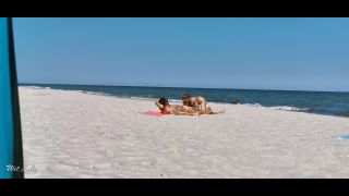 Sharing My Girl With A Stranger On The Public Beach Threesome WetKelly 1080p-2