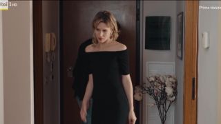 Cristiana Capotondi, Giulia Arena, Elena Radonicich – Bella Da Morire s01e01-04 (2020) HD 1080p - [Celebrity porn]-0