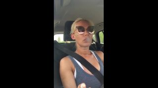 LouLou Petite Louloupetite - smoking and driving video 20-06-2017-5