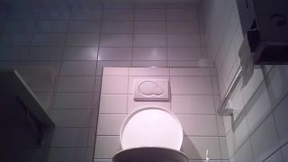 Voyeur – Swiss Toilet 6 - (Webcam)-2