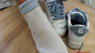 Beautiful legs sexy clean feet!-3