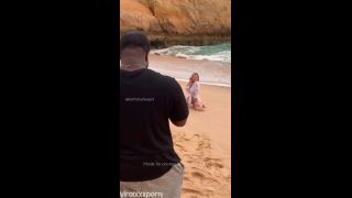  juicy boobs Beth Lily Curvy Babe Playing Tits at the Beach Onlyfans Video Beth Lily-6