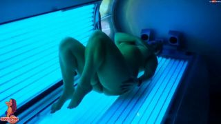 AnjaAmelia - Privates Video aus dem Solarium - FullHD 1080P-5