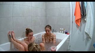 Reallifecam - Amalia And The Two Guest Girls Wash Eachother Ans Lesbian Massage In Bethub 19.05.2024 720P - Voyeur-7