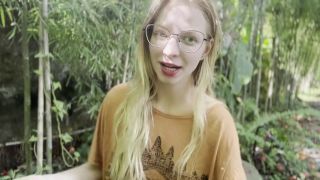 Blonde How to eat your come-6