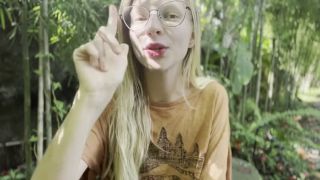 Blonde How to eat your come-9