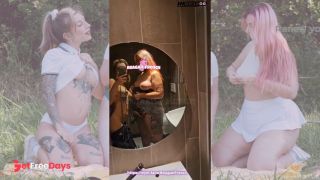 [GetFreeDays.com] Reagan French and Ariia Guillard-Duo lesbien exhib dans les toilettes de Mcdo Adult Clip May 2023-6