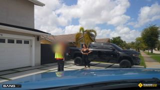 Elizabeth Skylar - Elizabeth Skylar Fucks Mechanic To Get Back At Ex-Husband - Big Tits-1